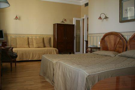 Hotel Aiglon Menton Zimmer foto